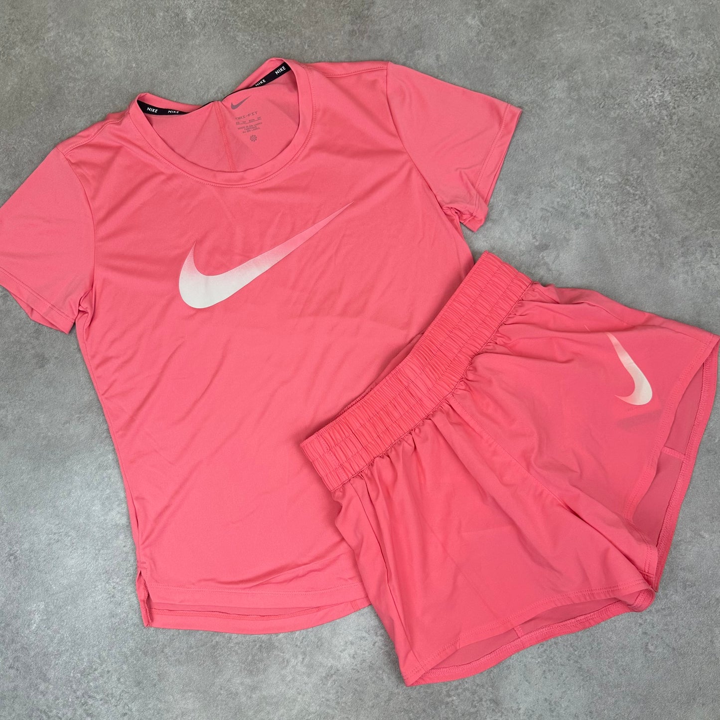 Nike Set - Coral