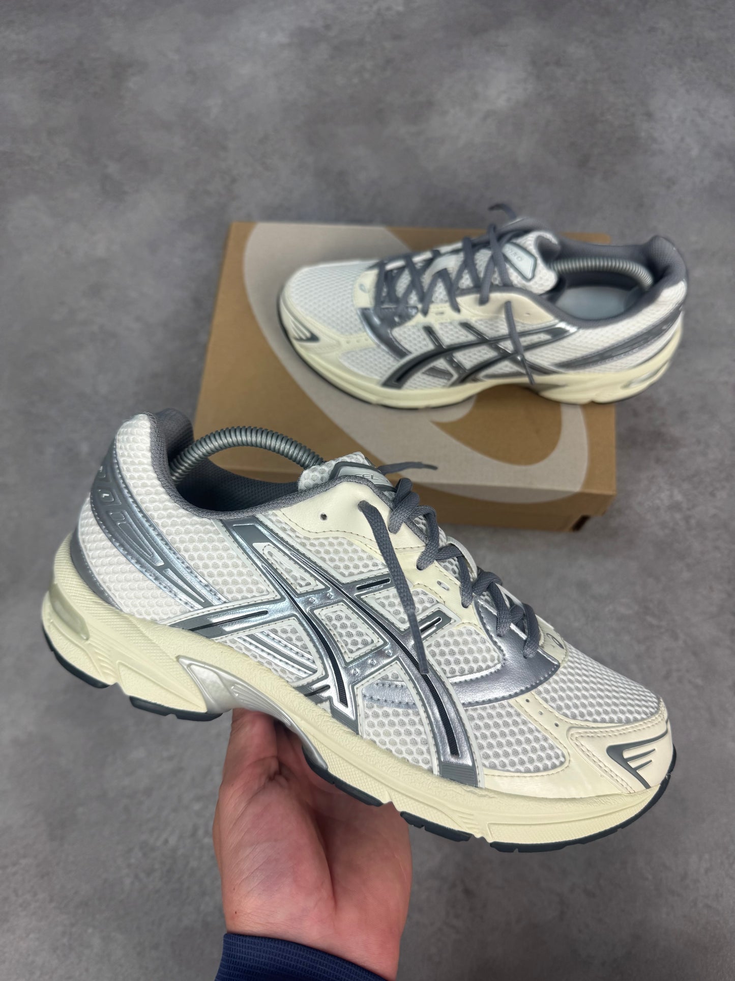 Asics 1130 - Cream/Clay Grey