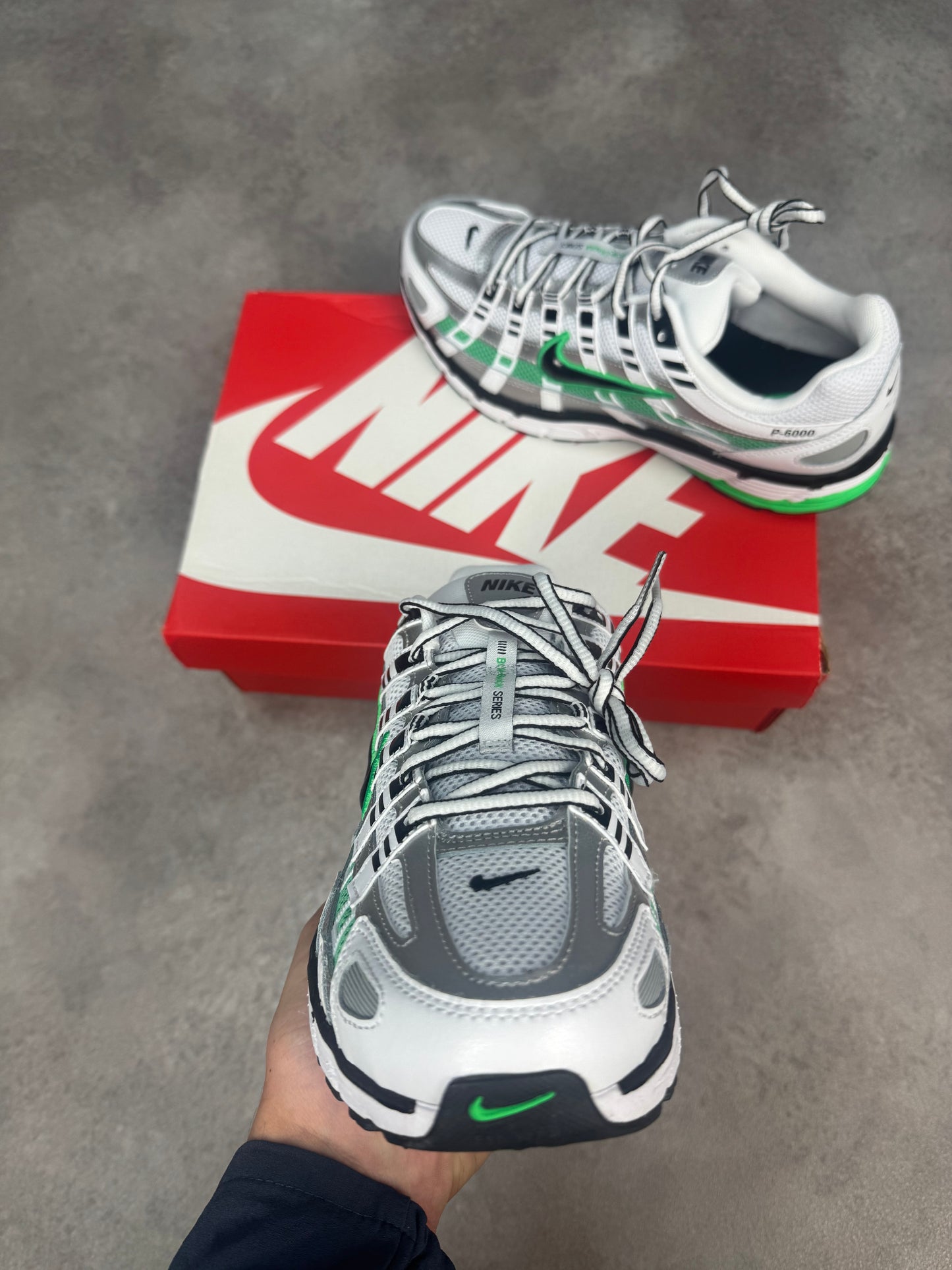 Nike P6000 - White/Metallic Silver/Noir