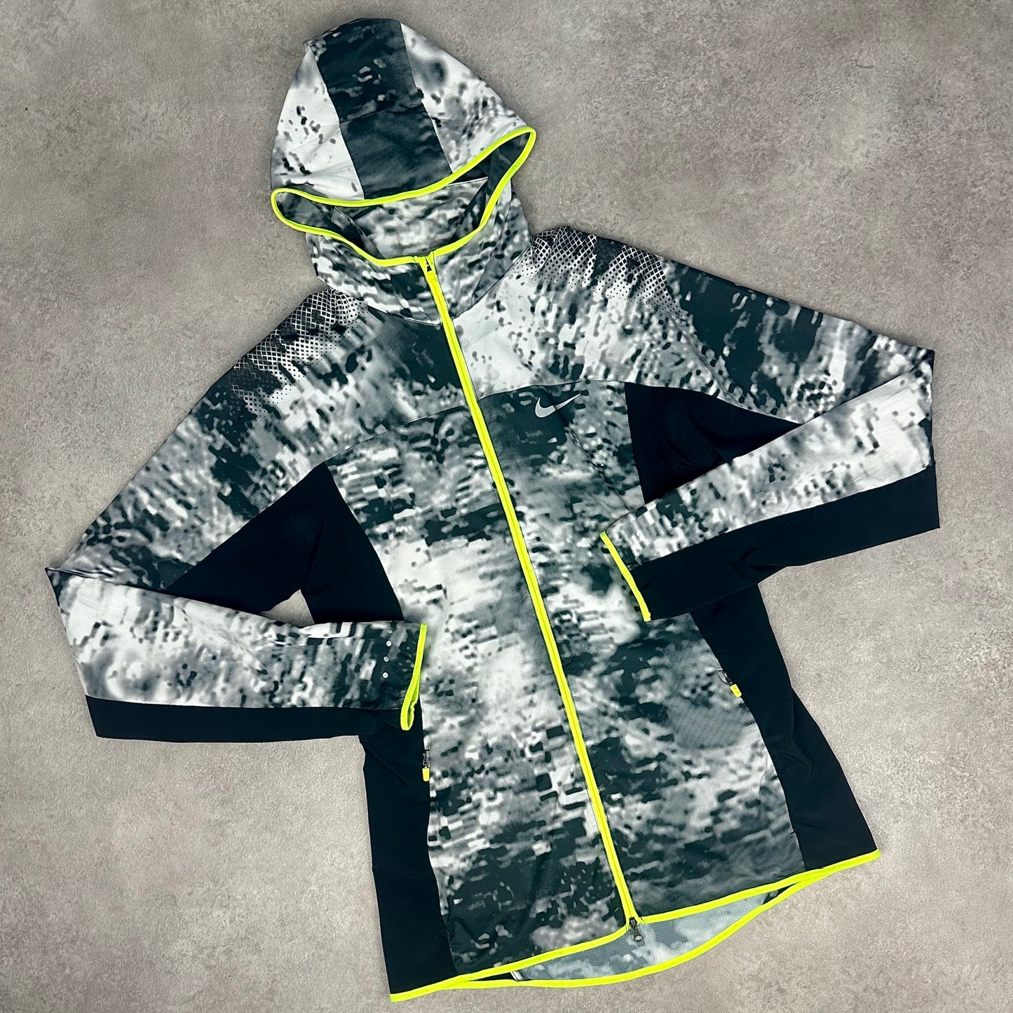 Nike Printed Jacket - Black/Yellow