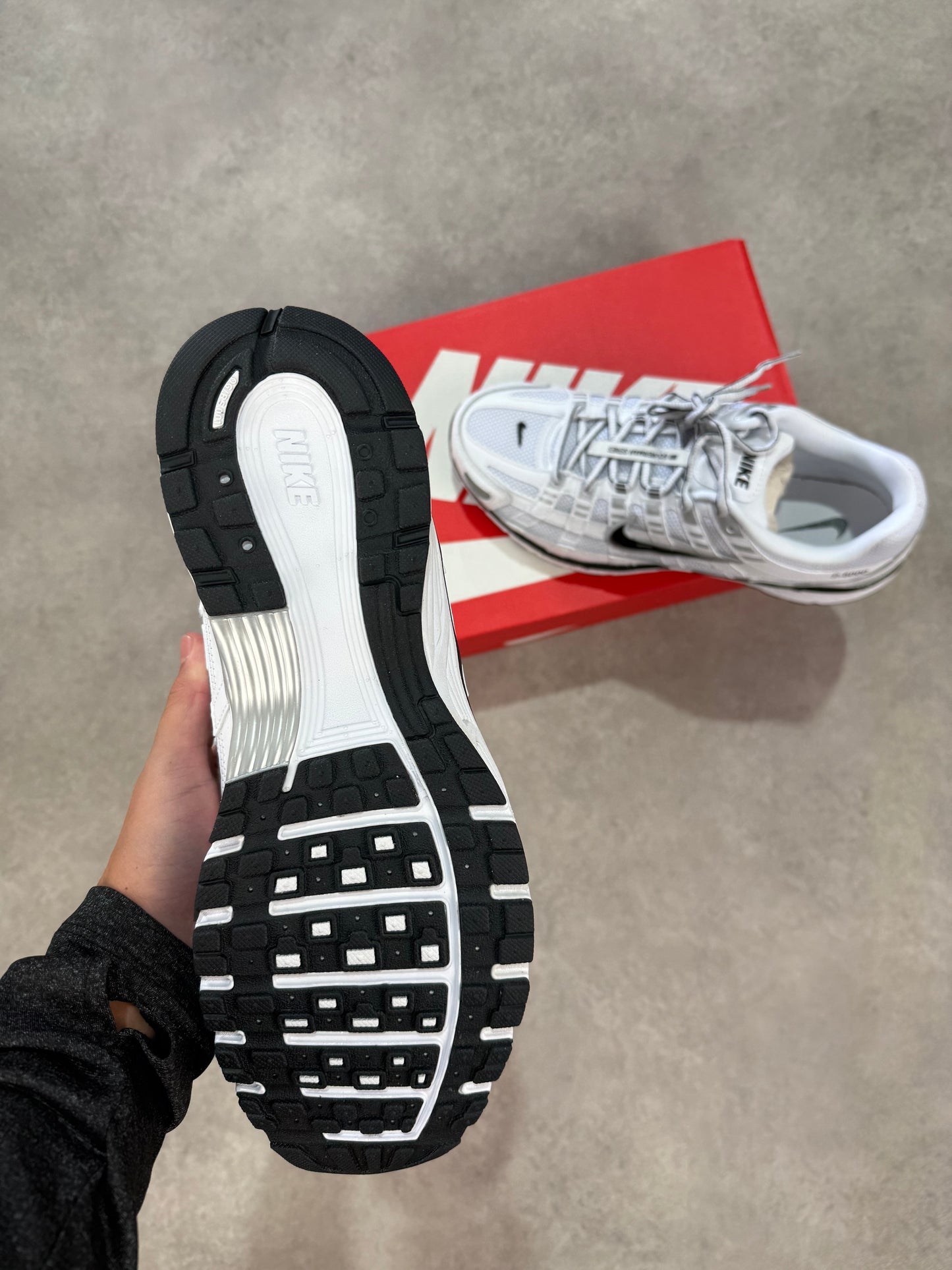 Nike P-6000 White/Black-Metallic Silver