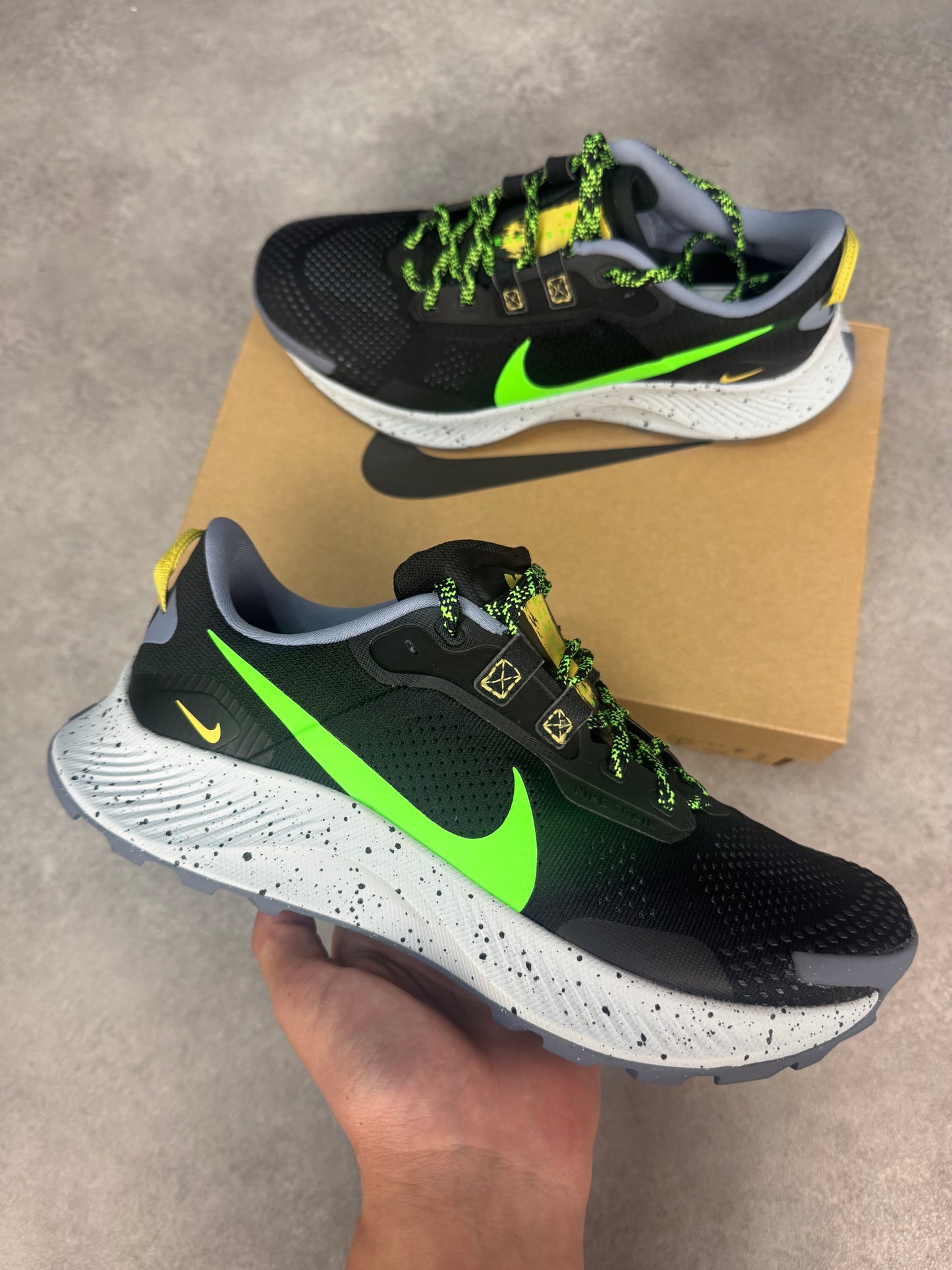 Nike Pegasus Trail 4 - Black/Green Strike
