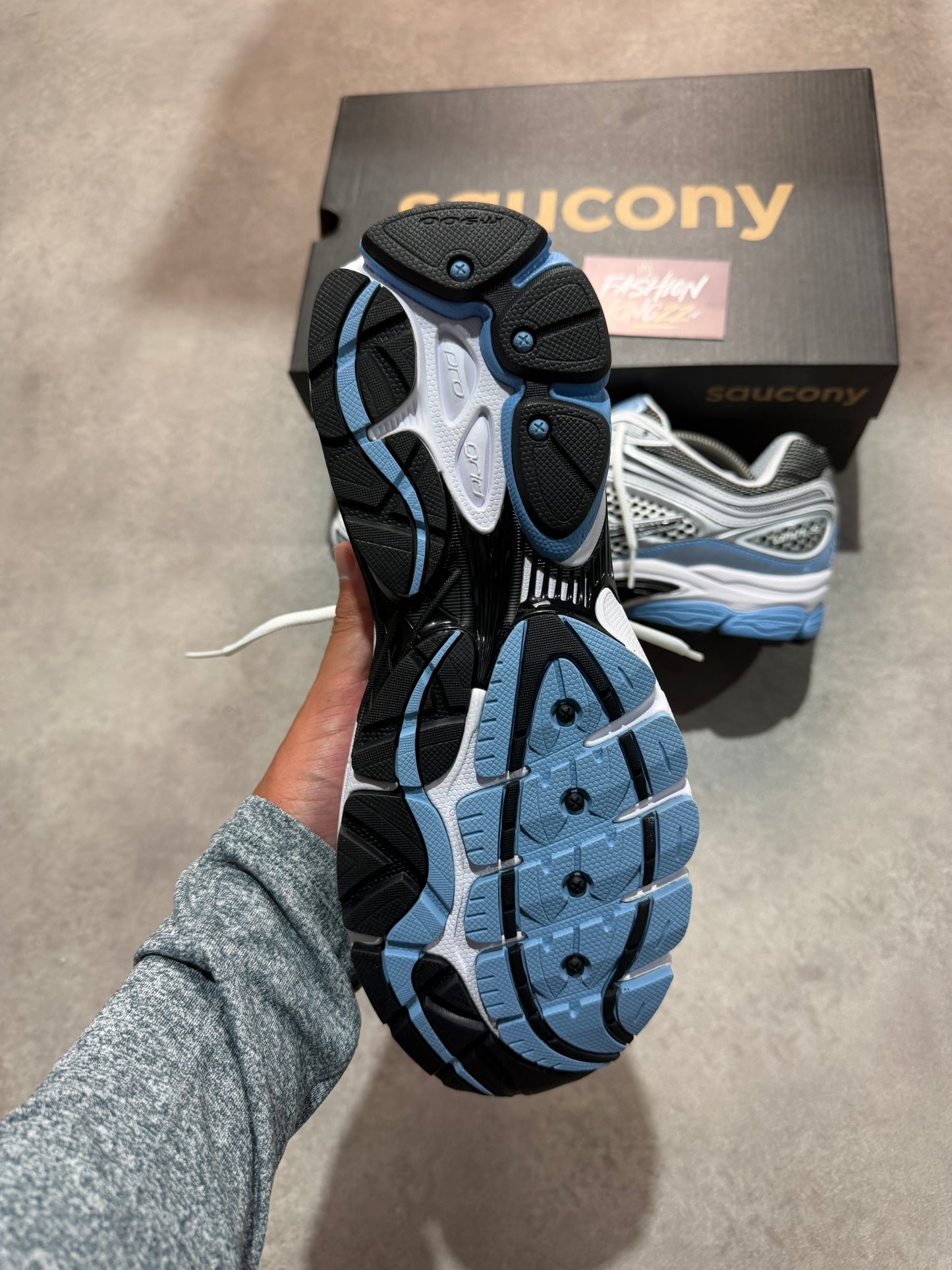Saucony Progrid Omni 9 - BLISSFUL/WHITE BLUE