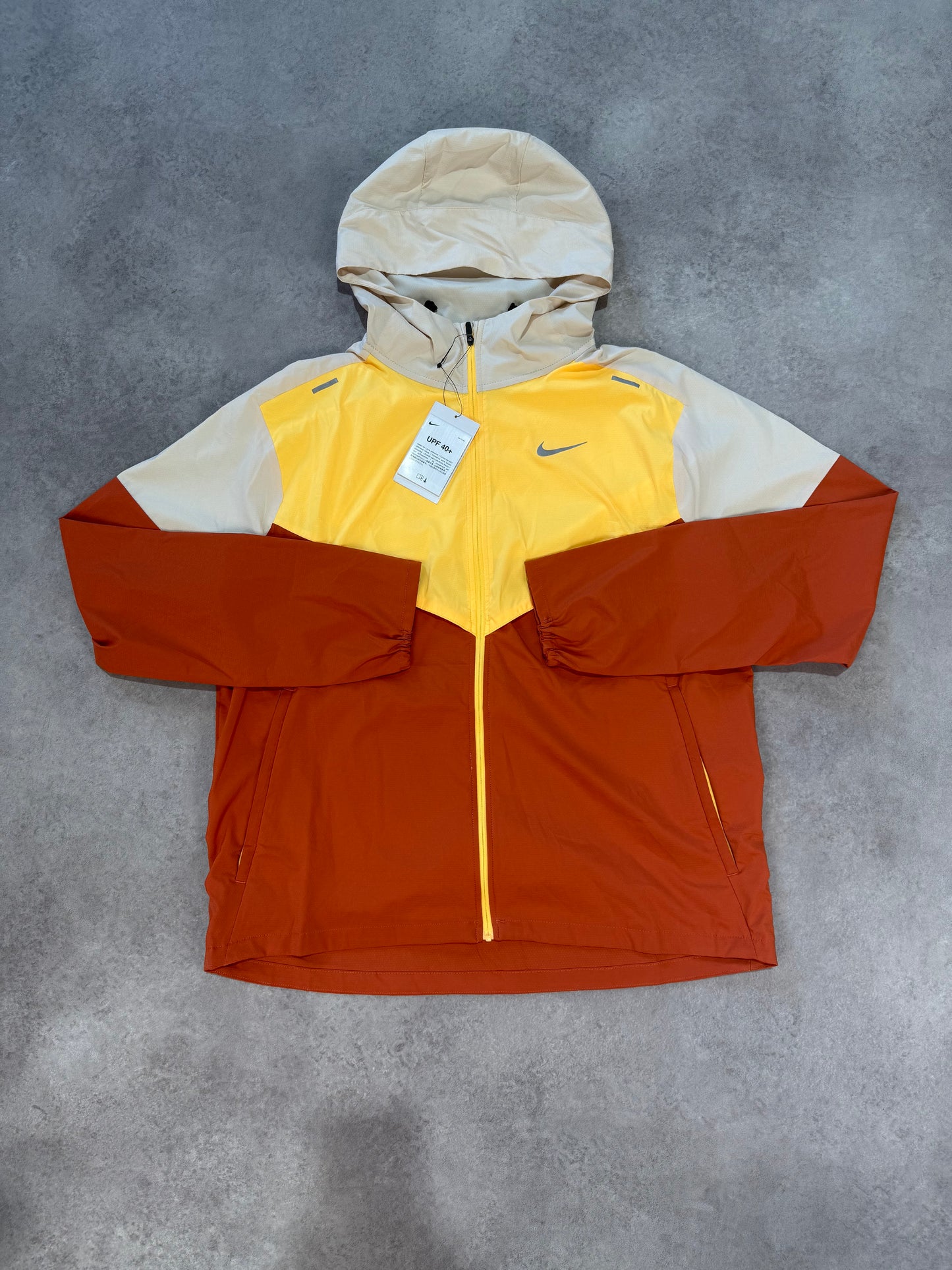 Nike Packable Windbreaker - Yellow/Orange