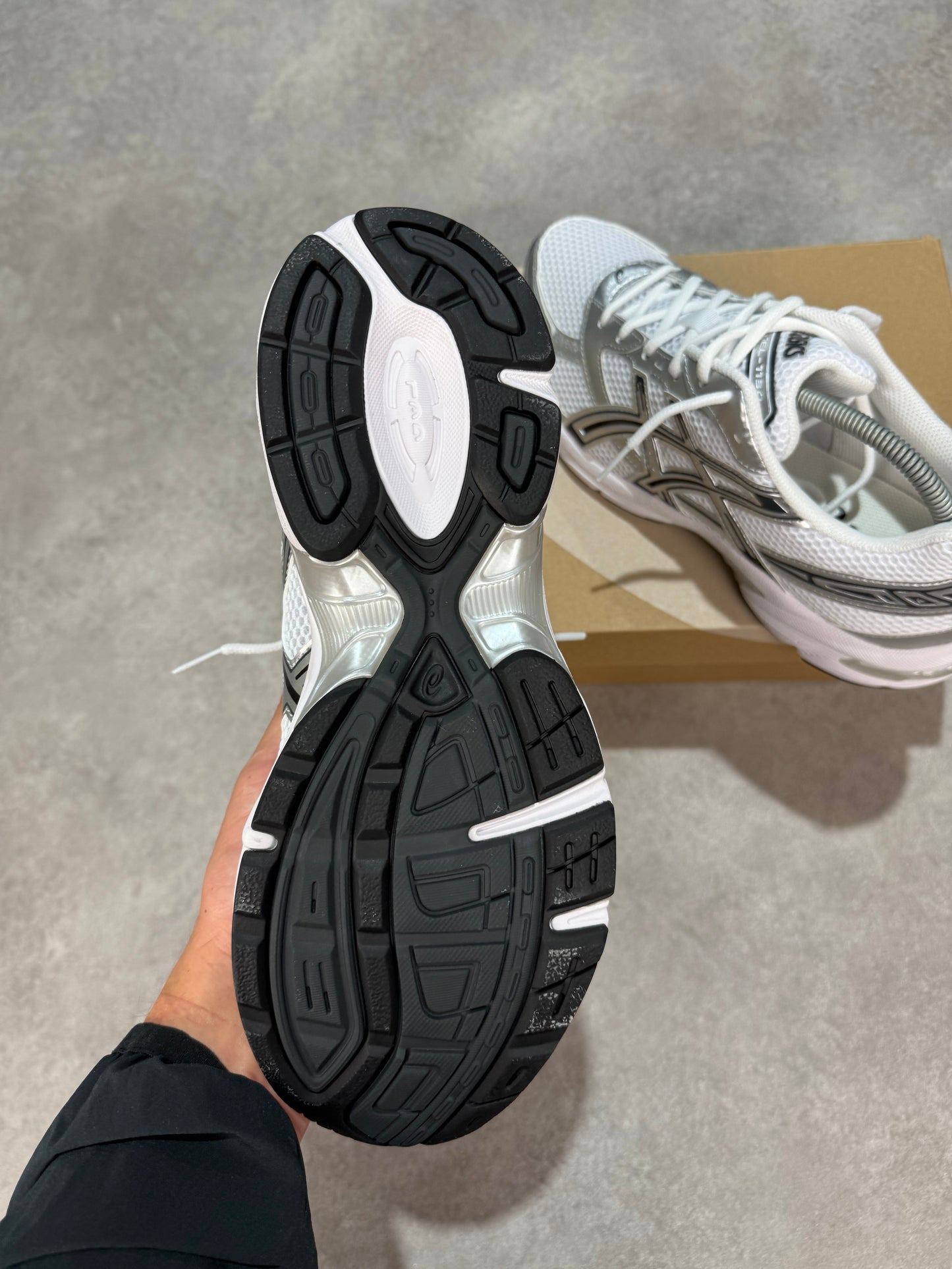 Asics 1130 - White/Pure Silver