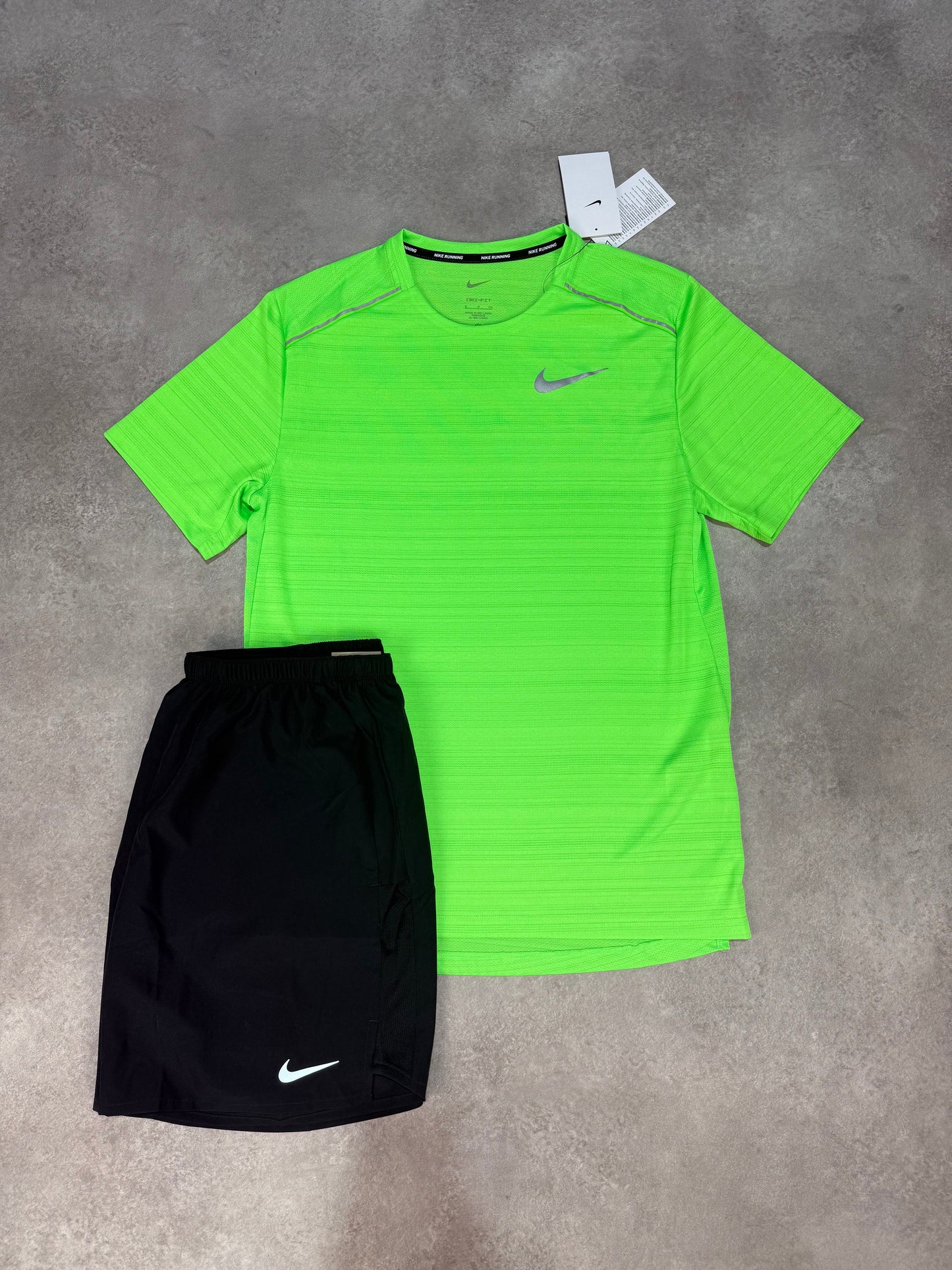 Nike Miler Set - Strike Green