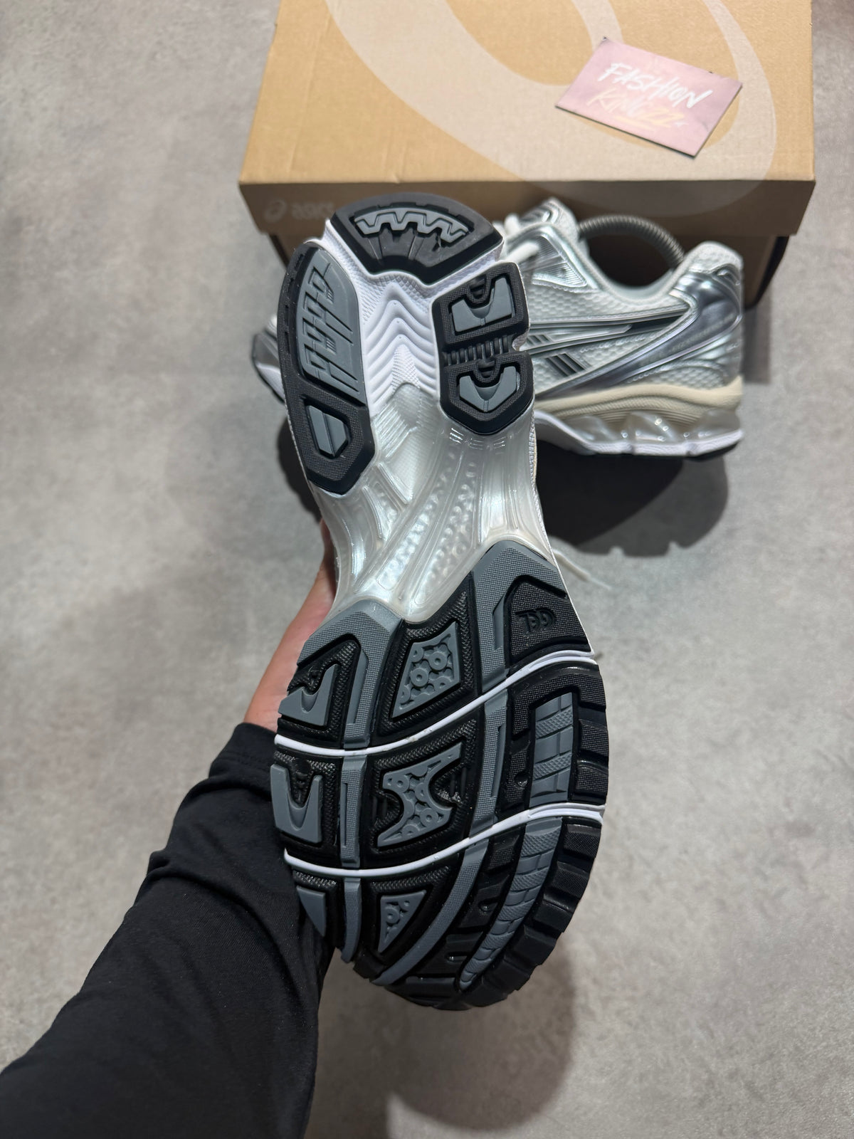 Asics Gel Kayano 14 - Graphite Grey
