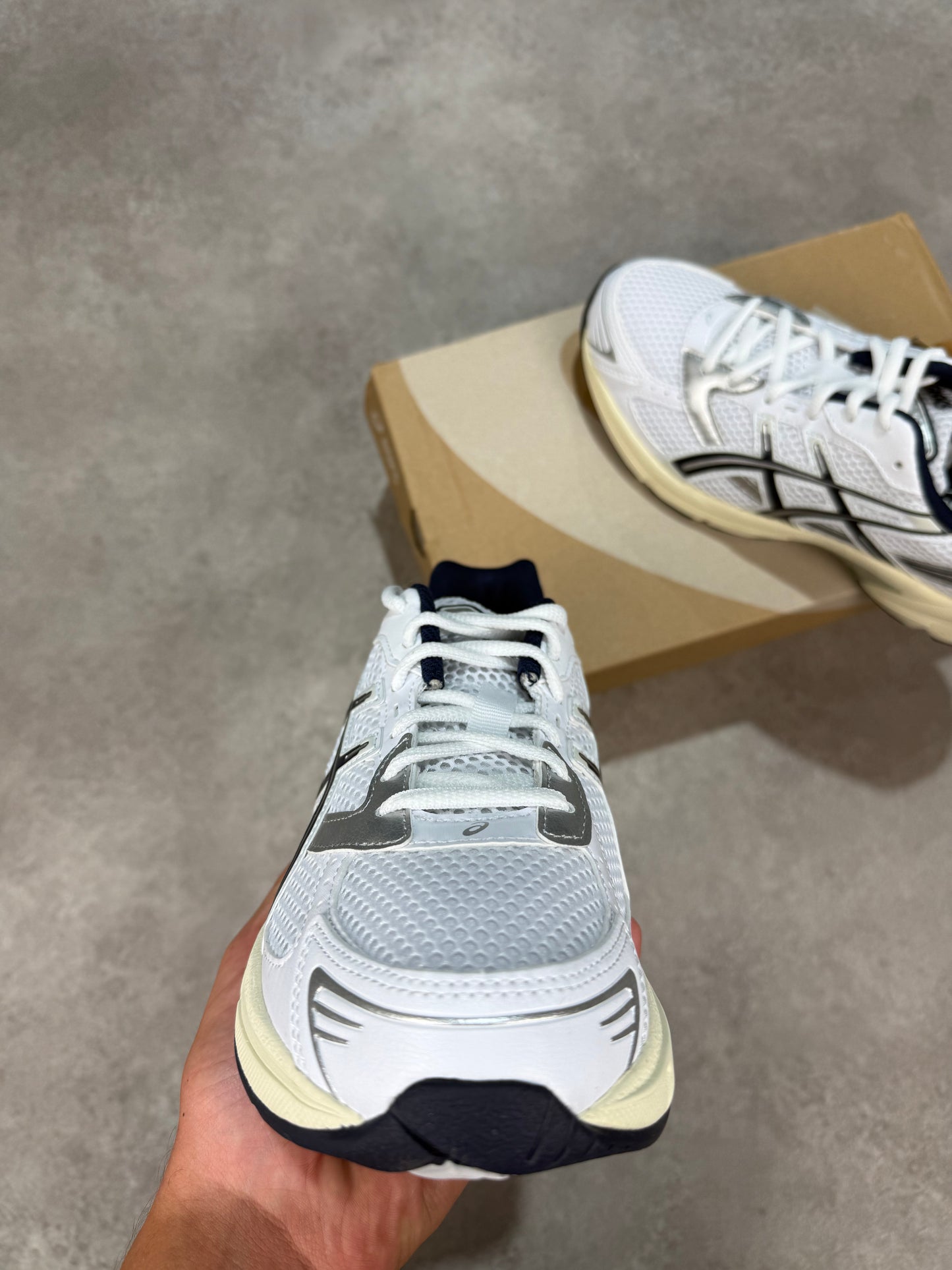Asics 1130 - White/Midnight
