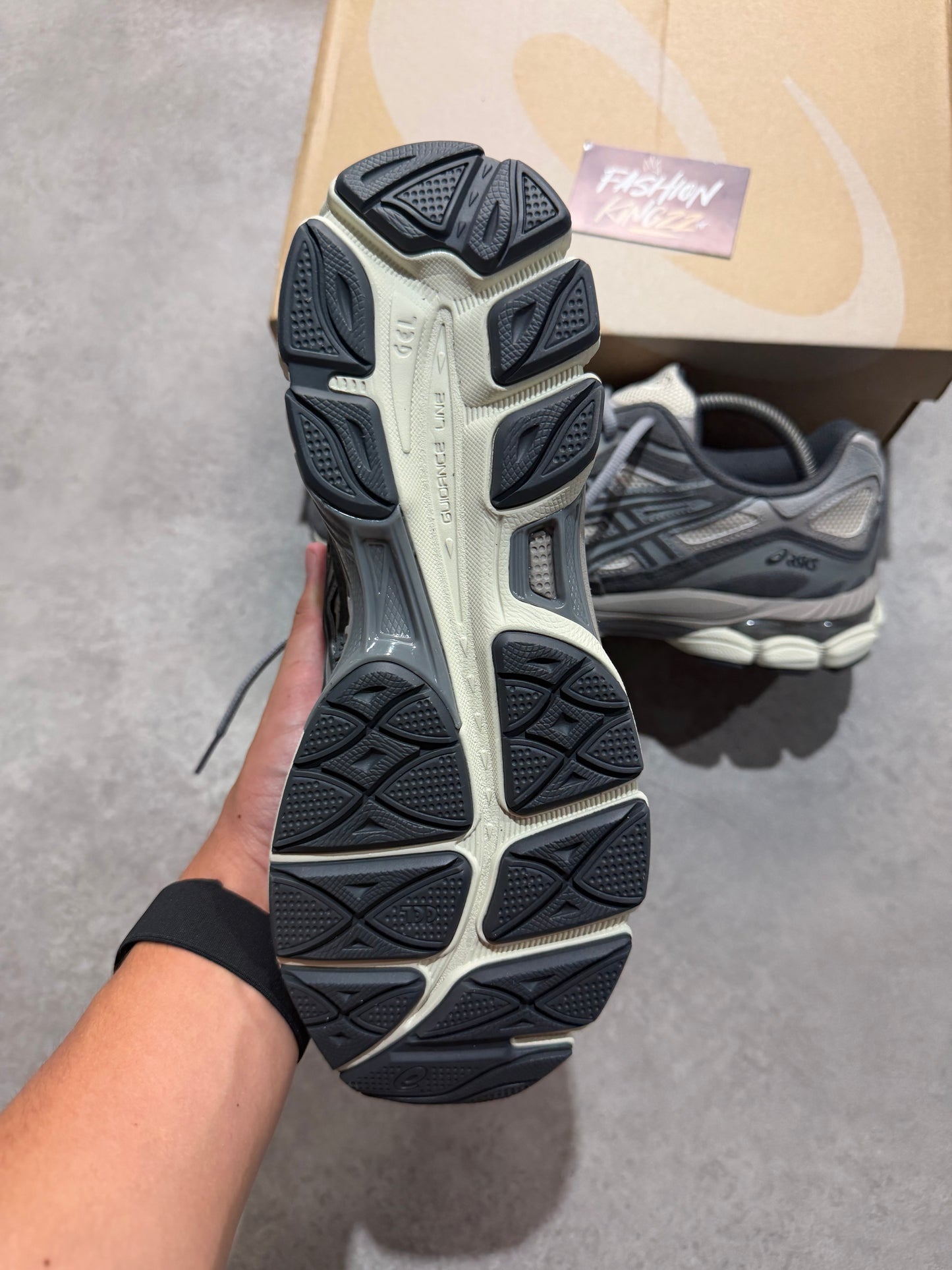 ASICS Gel NYC - Oatmeal Obsidian