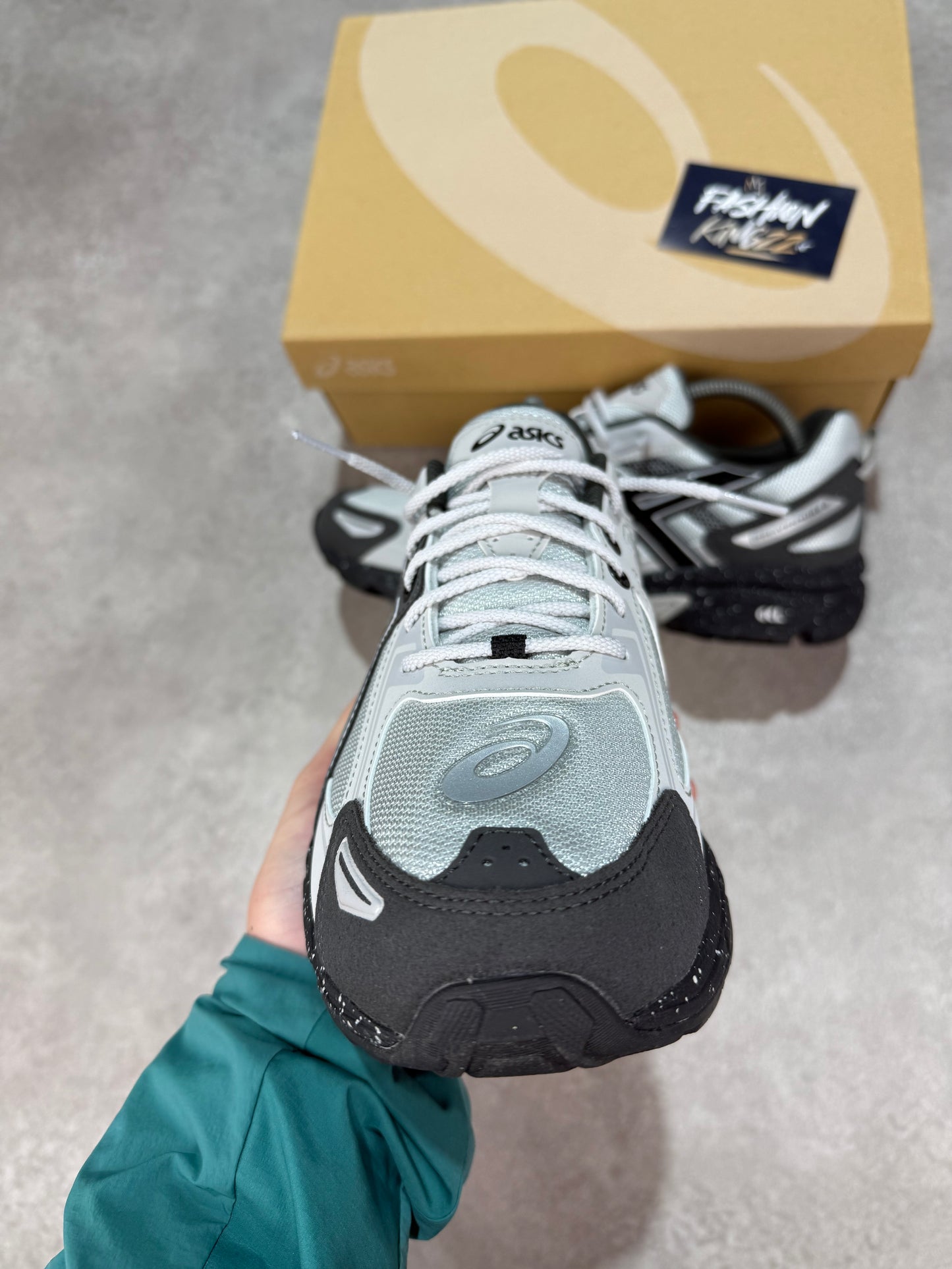 Asics Gel Venture 6 - GLACIER GREY/BLACK