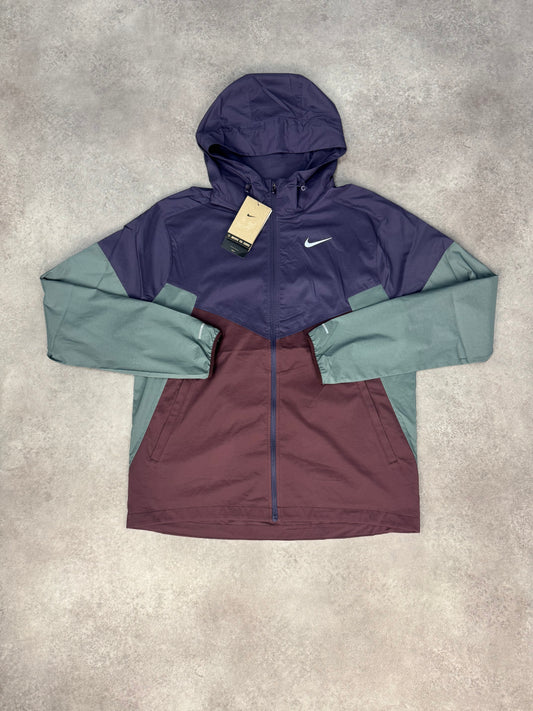 Nike Packable Windbreaker - Burgundy Crush