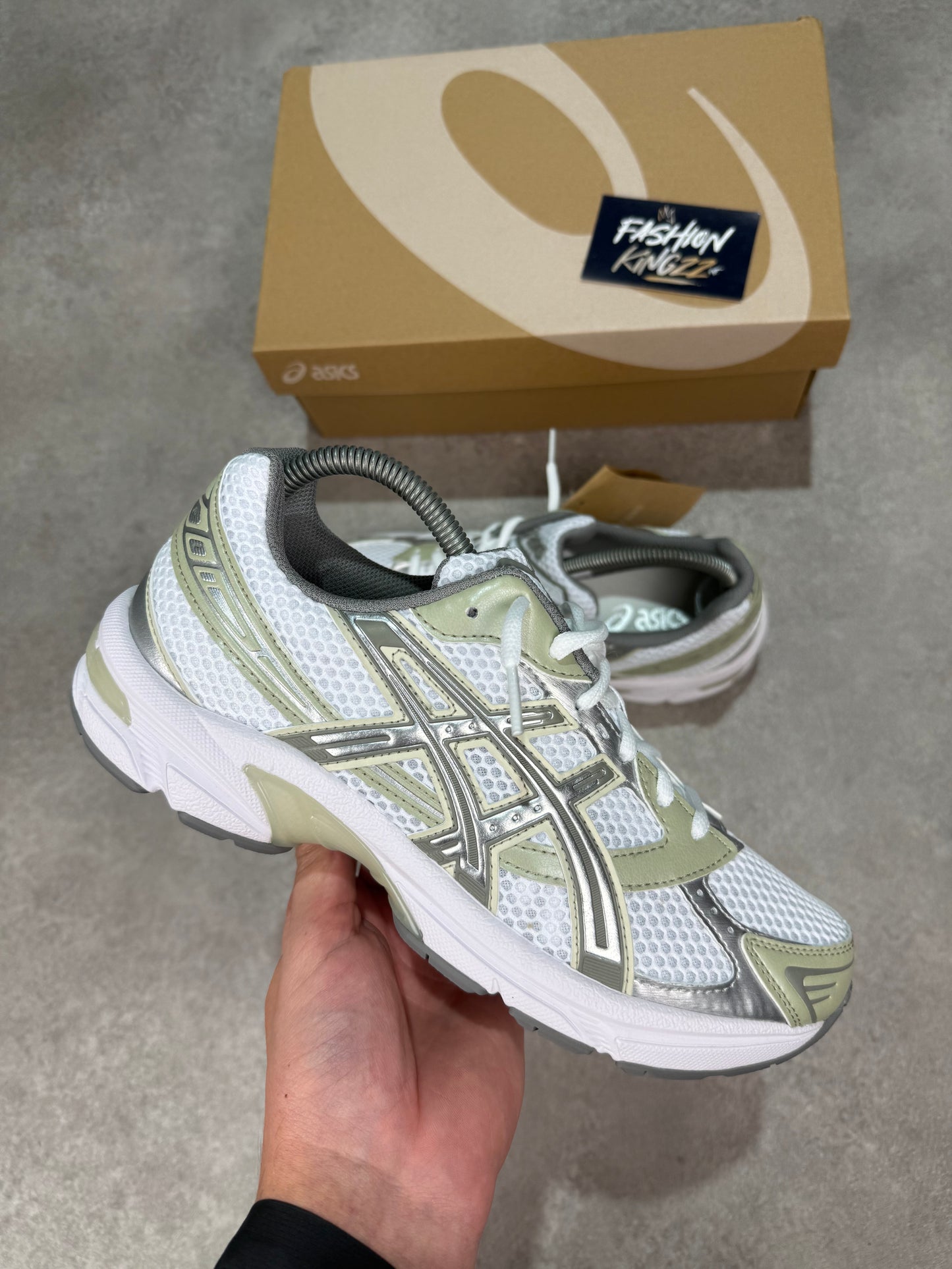 Asics Gel 1130 - WHITE/DRIED LEAF GREEN