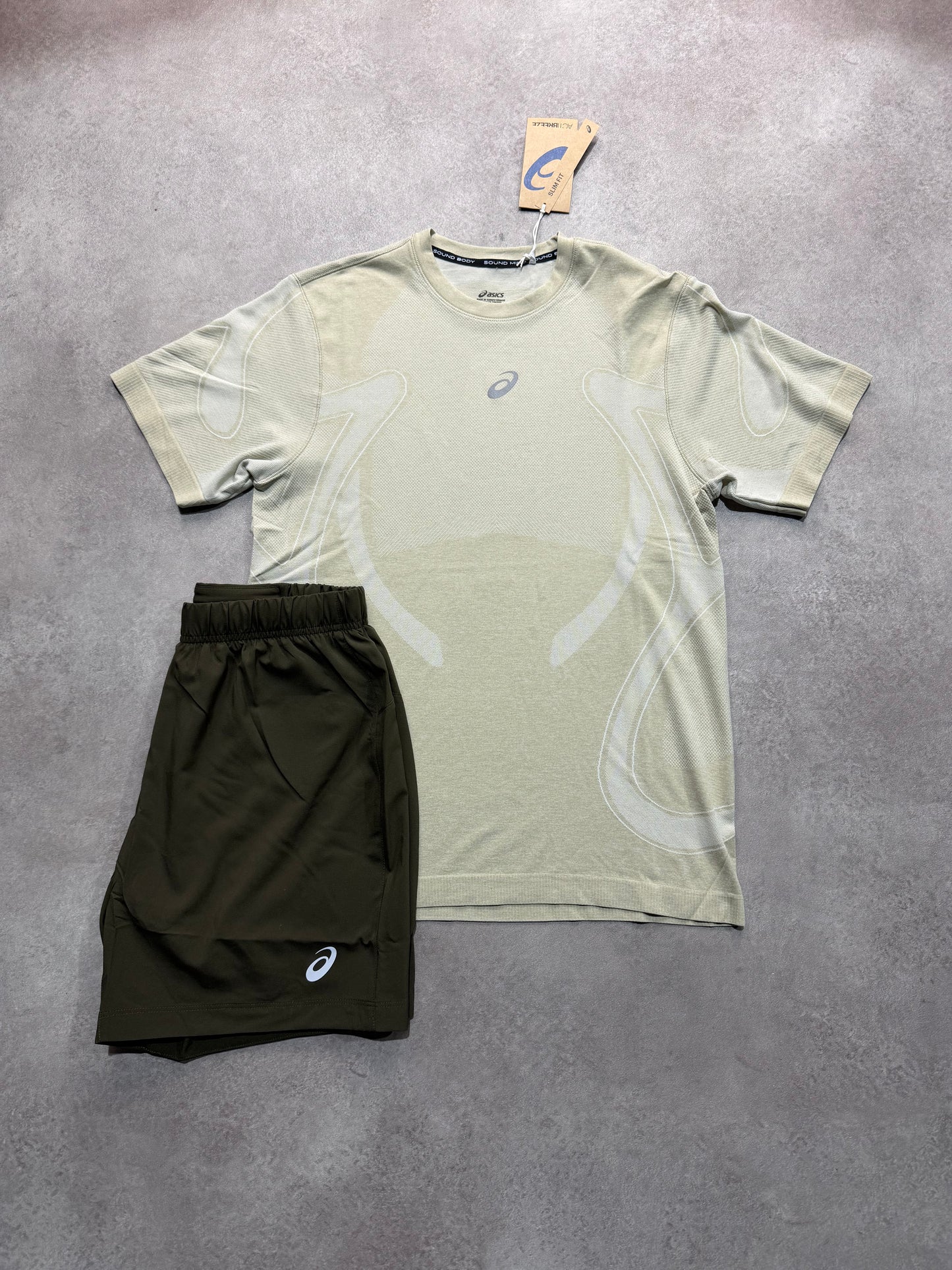 Asics Seamless Set - CREAM