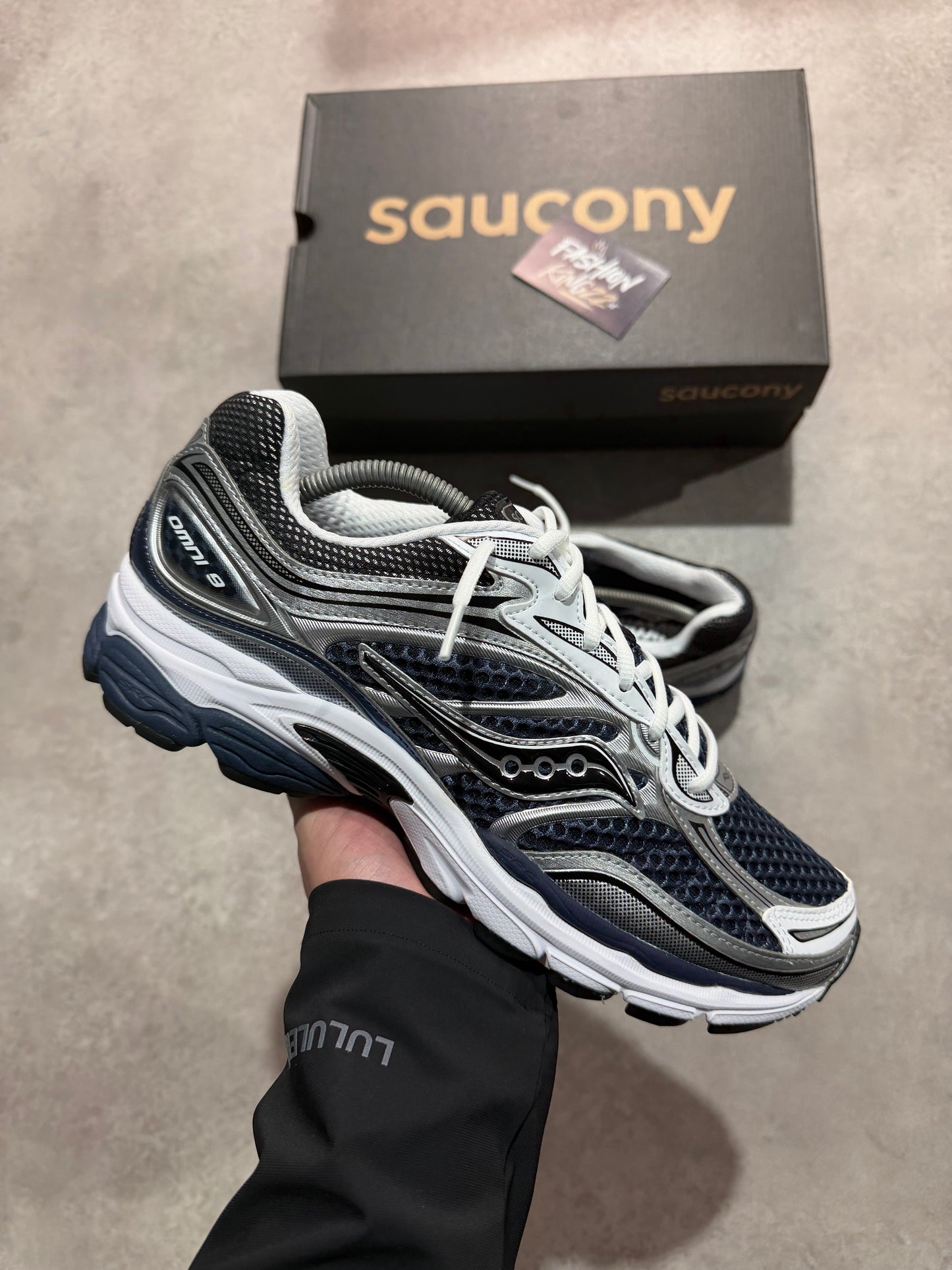 Saucony progrid omni 9 - DEEP NAVY