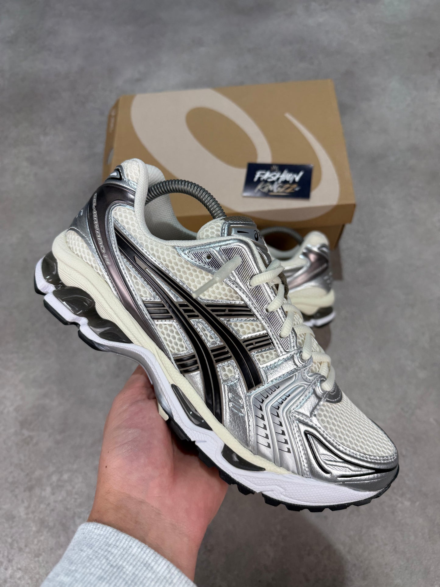 Asics Gel Kayano 14 - CREAM/BLACK