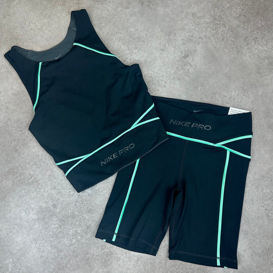 Nike Set - Black/Green