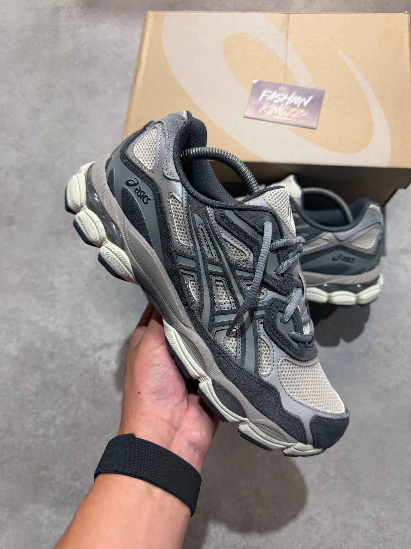 ASICS Gel NYC - Oatmeal Obsidian