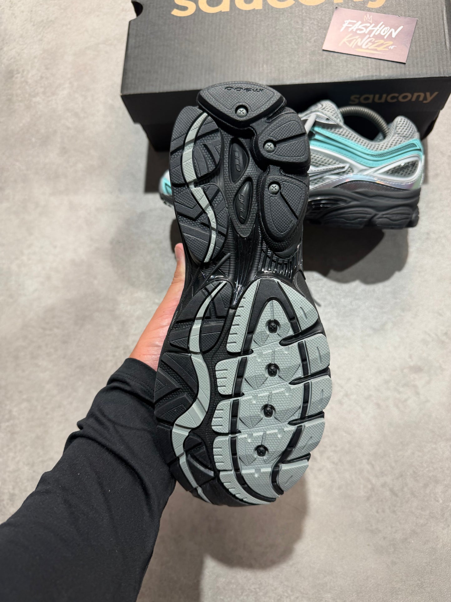 Saucony Pro Grid Omni 9 - Grey Turquoise