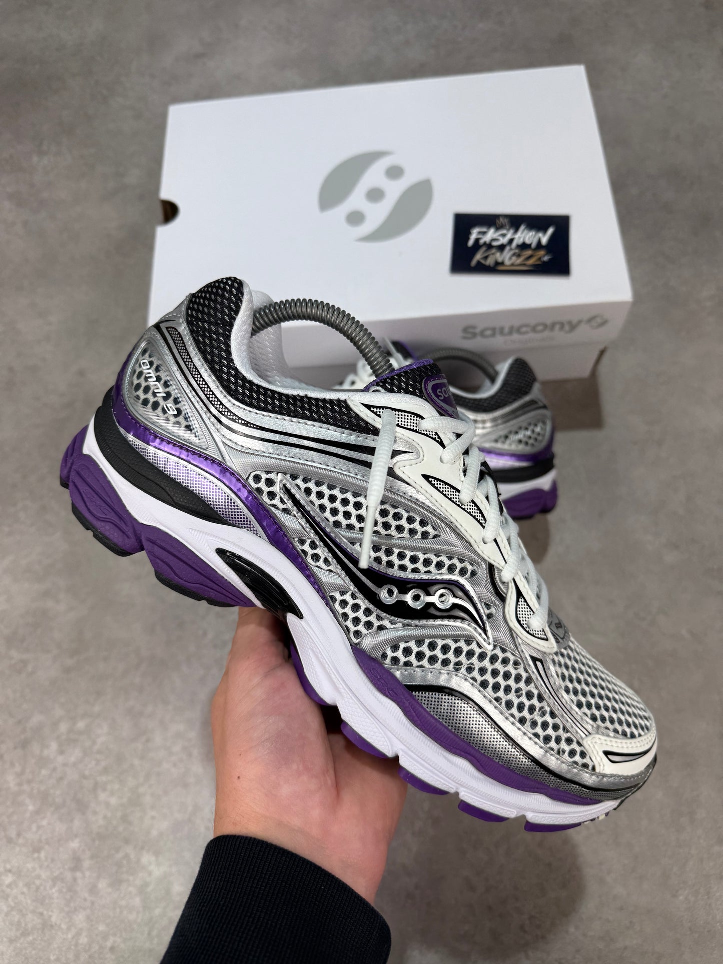 Saucony Progrid OMNI 9 - SILVER/PURPLE
