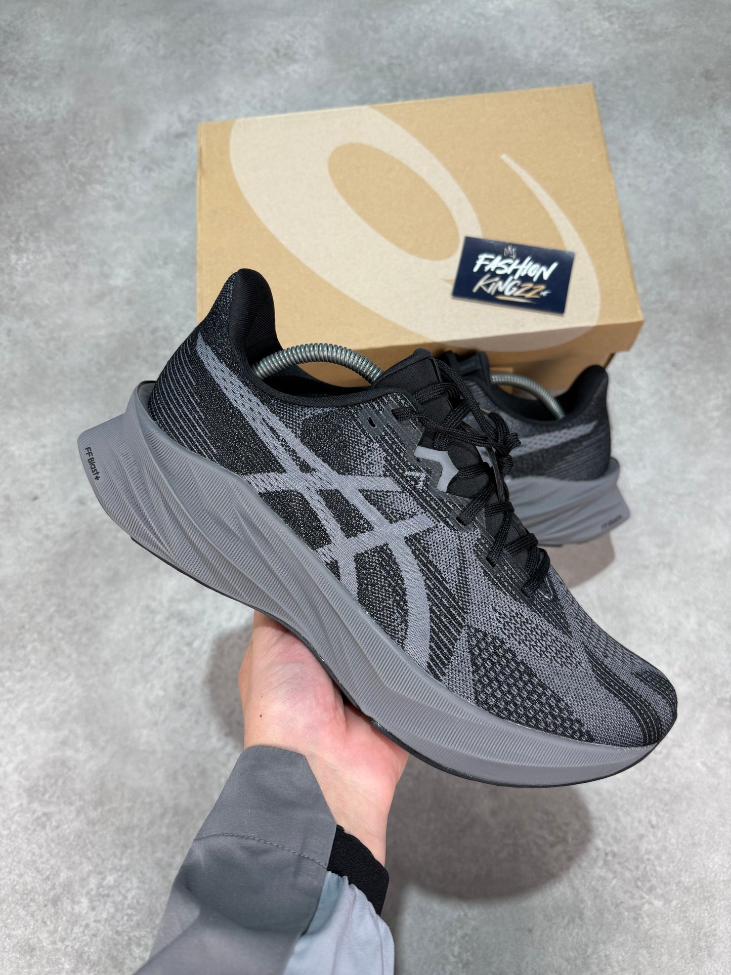 Asics DYNABLAST 5 - CARBON/BLACK