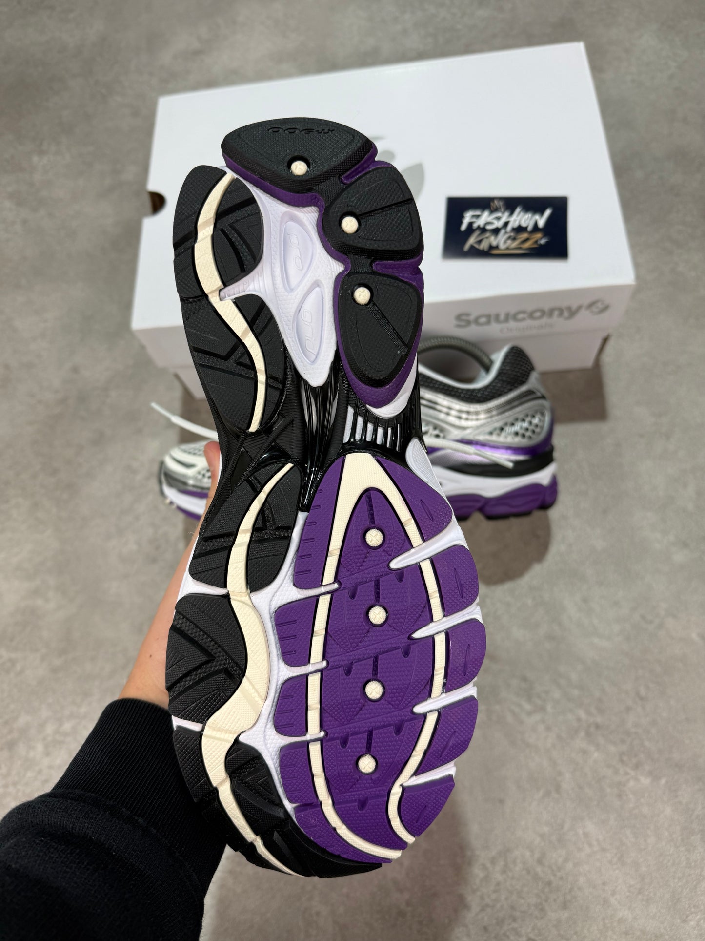 Saucony Progrid OMNI 9 - SILVER/PURPLE