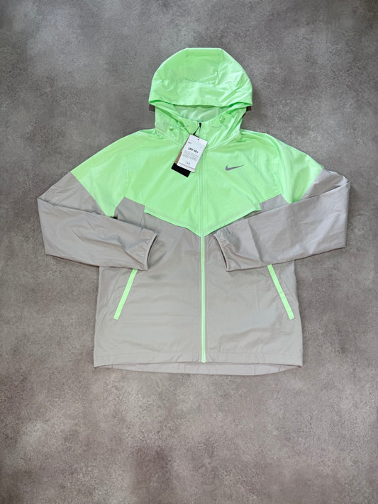 Nike Packable Windbreaker - Vapour Green