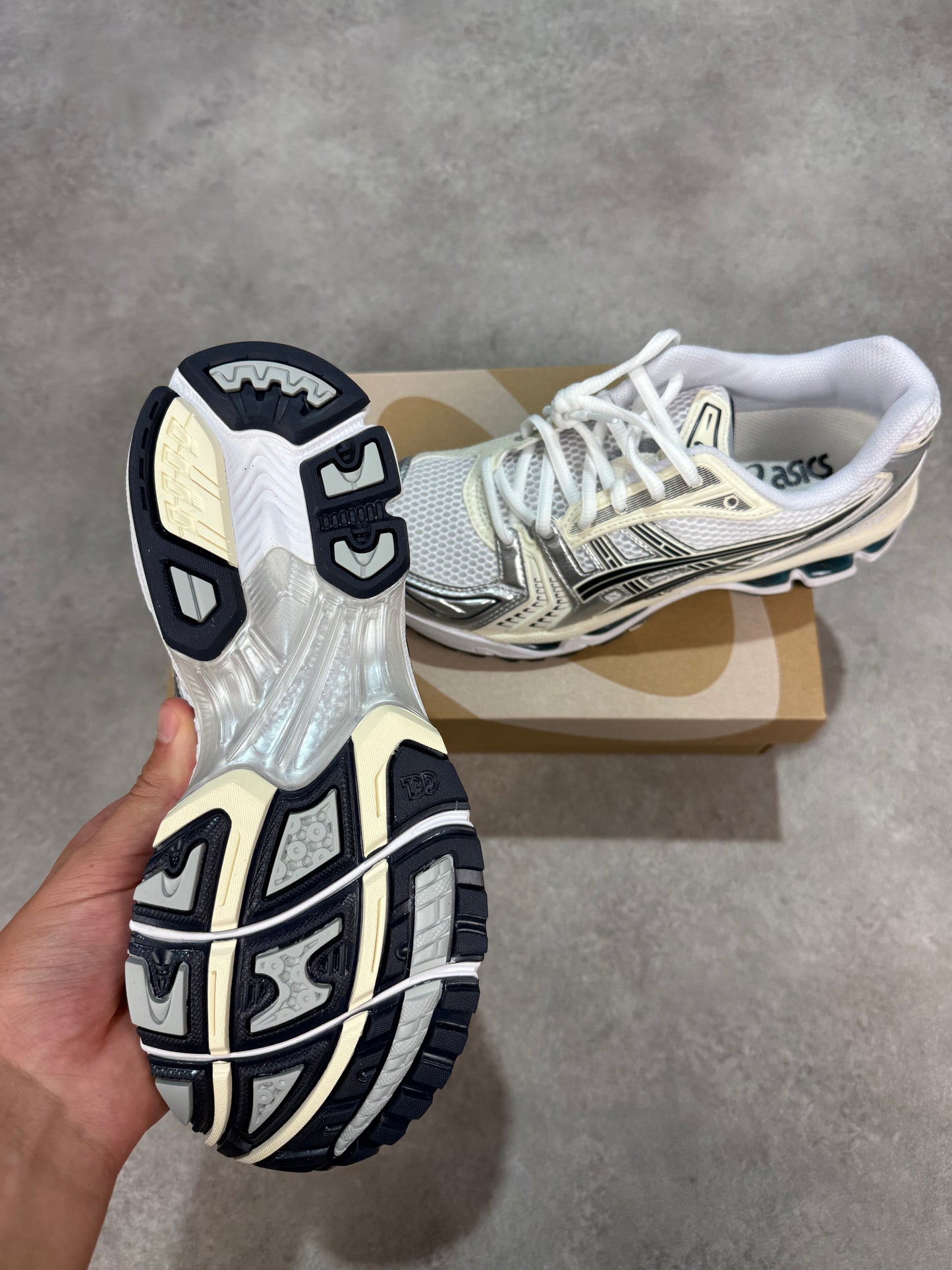 Asics Gel Kayano 14 - White-Midnight