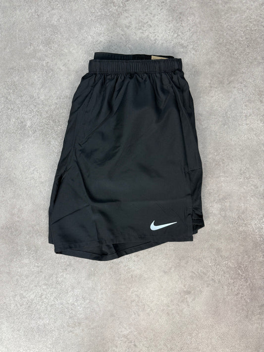 Nike Challenger Shorts - Black